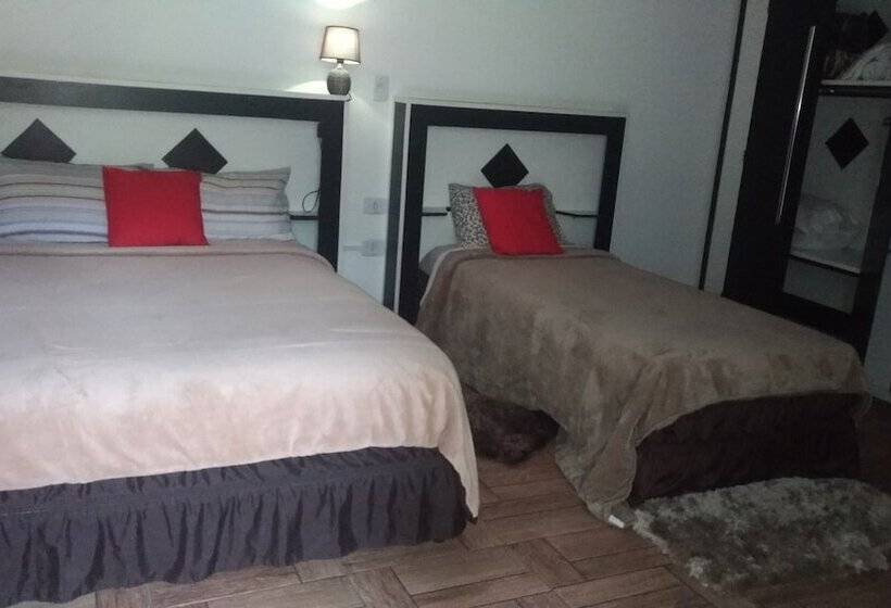 ペンション Pousada Família