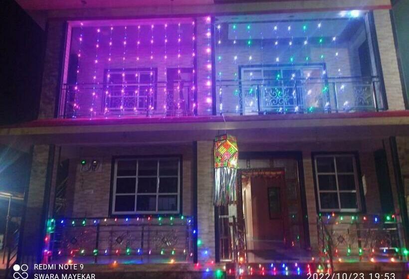 פנסיון Priyansh Home Stay