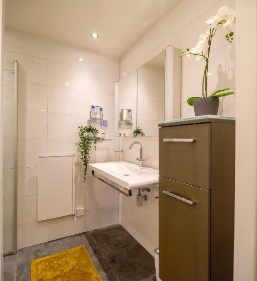 펜션 Unique Courtyard House With Sauna In Alkmaar City Center