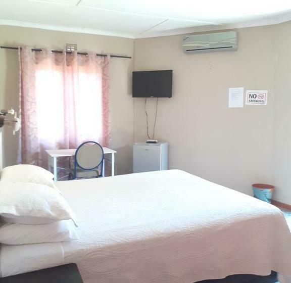 Virgaries B&b Palm Lodge