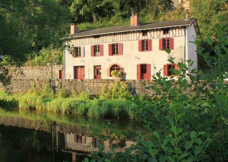 مبيت وإفطار Chambres D Hôtes Le Veilleur De Noblat