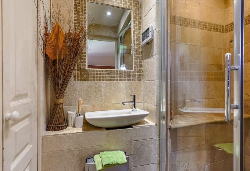 住宿加早餐  Harmonice