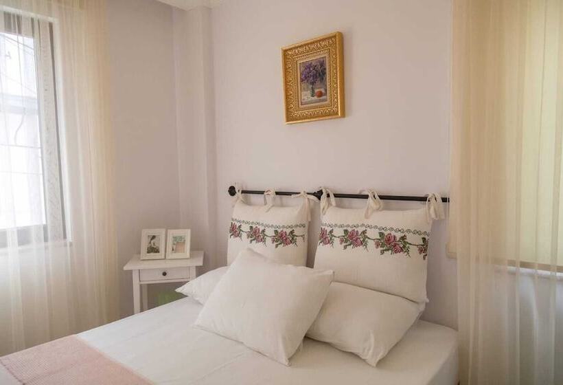 ベッドアンドブレックファースト Nil House Ayvalık 1