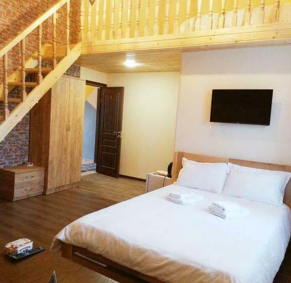 Noy Guest House B&b