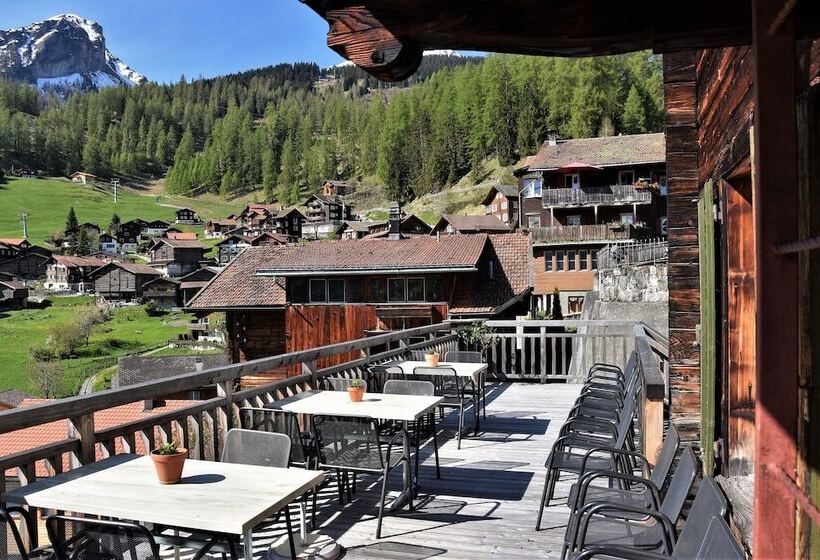 ベッドアンドブレックファースト The Alpina Lodge