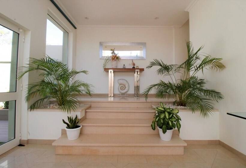 Boliqueime Amazing Villa With Pool By Homing