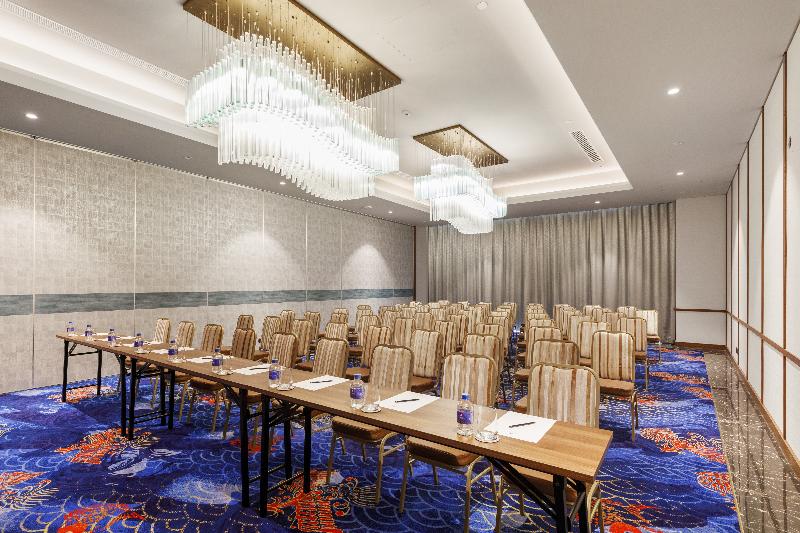 هتل Danang Mikazuki Villas & Spa