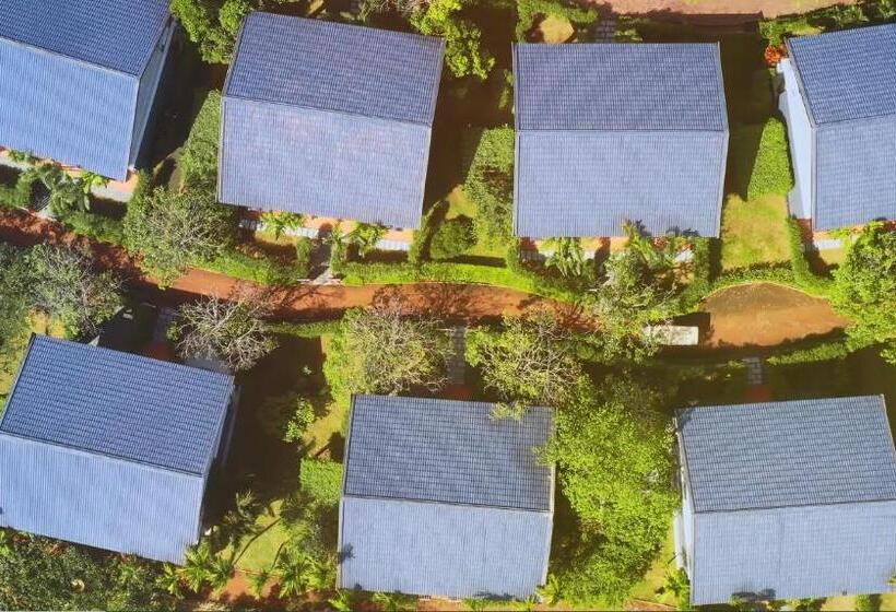 هتل Danang Mikazuki Villas & Spa