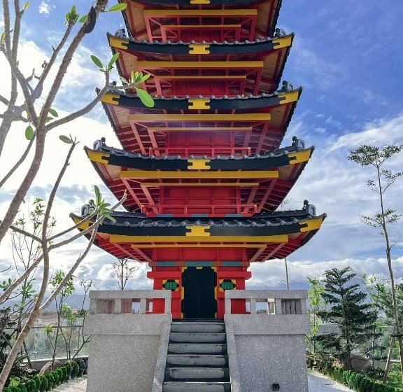 هتل Danang Mikazuki Villas & Spa