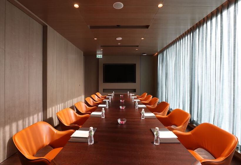 בית מלון כפרי Fairfield By Marriott Vadodara