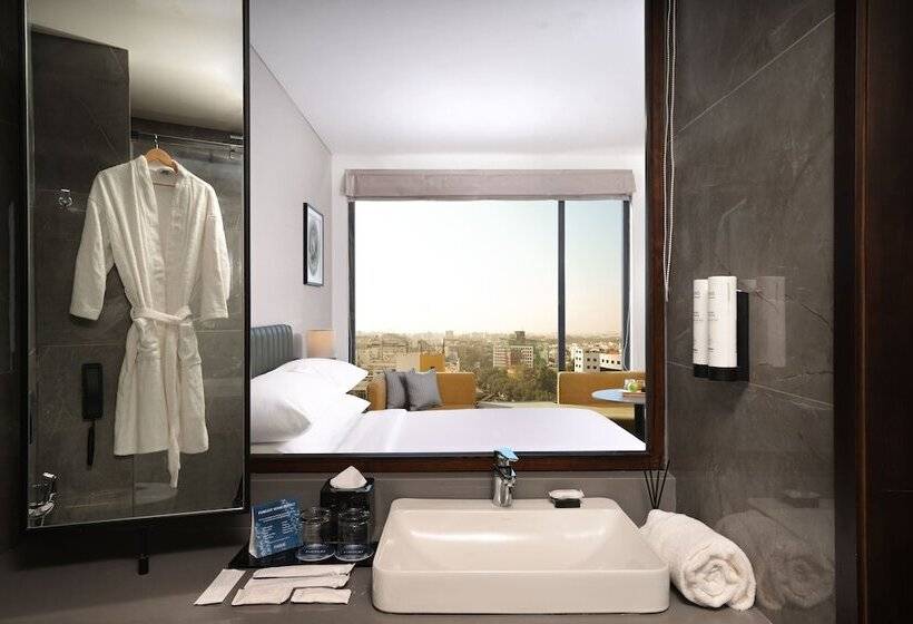 בית מלון כפרי Fairfield By Marriott Vadodara