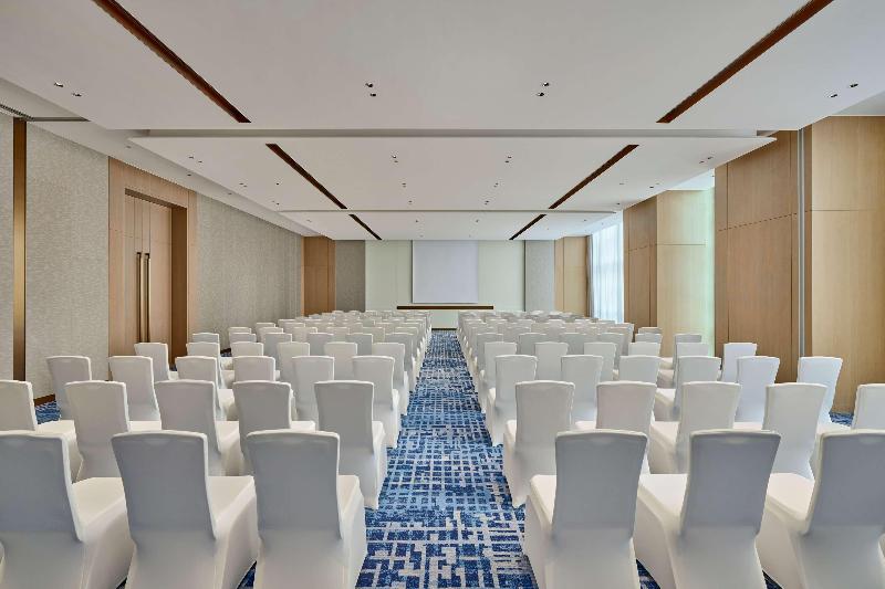 هتل Hilton Garden Inn Shenzhen Guangming