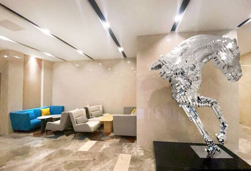 בית מלון כפרי Holiday Inn Express Hohhot East Station By Ihg