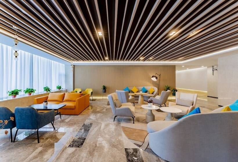 בית מלון כפרי Holiday Inn Express Hohhot East Station By Ihg