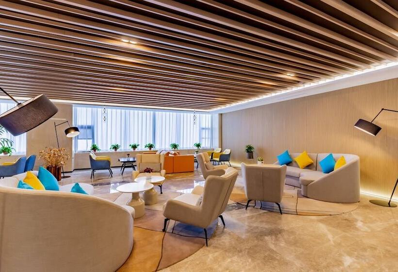 בית מלון כפרי Holiday Inn Express Hohhot East Station By Ihg