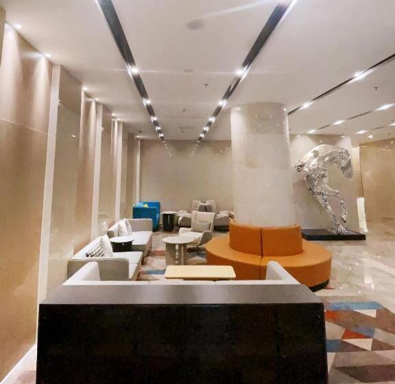 בית מלון כפרי Holiday Inn Express Hohhot East Station By Ihg