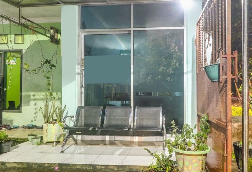 호텔 Oyo 91262 Wisma Sido Moro