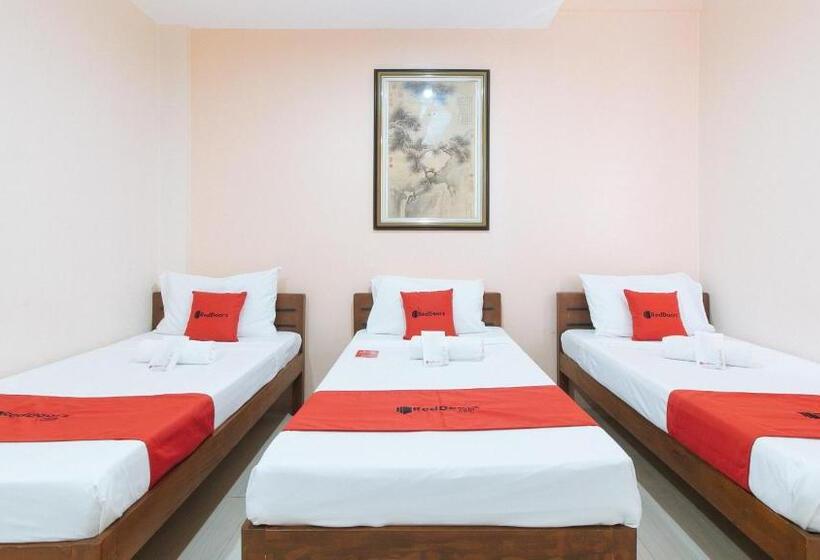 فندق Reddoorz Plus At Eco Green Boutique