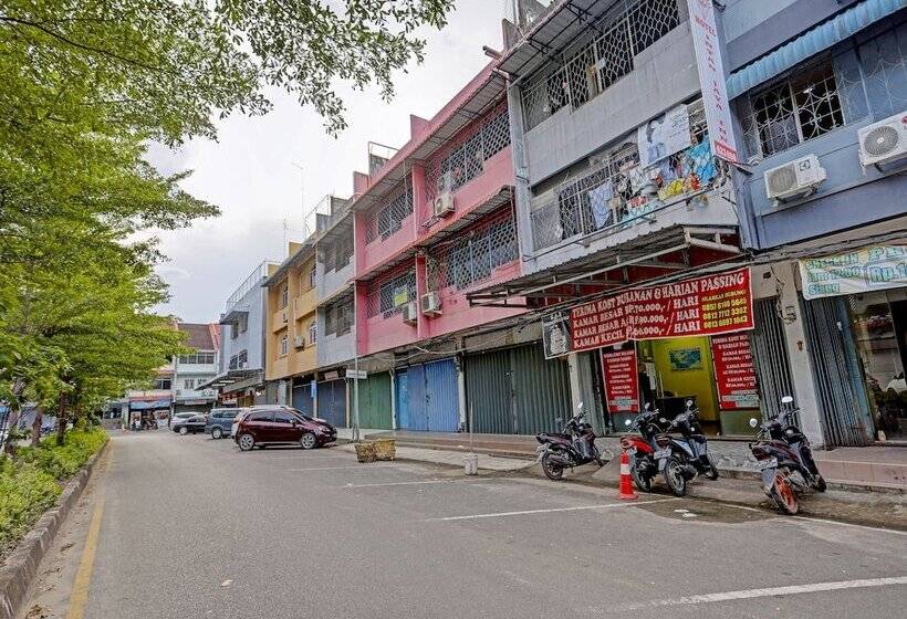 ホテル Spot On 91267 Sar Inn