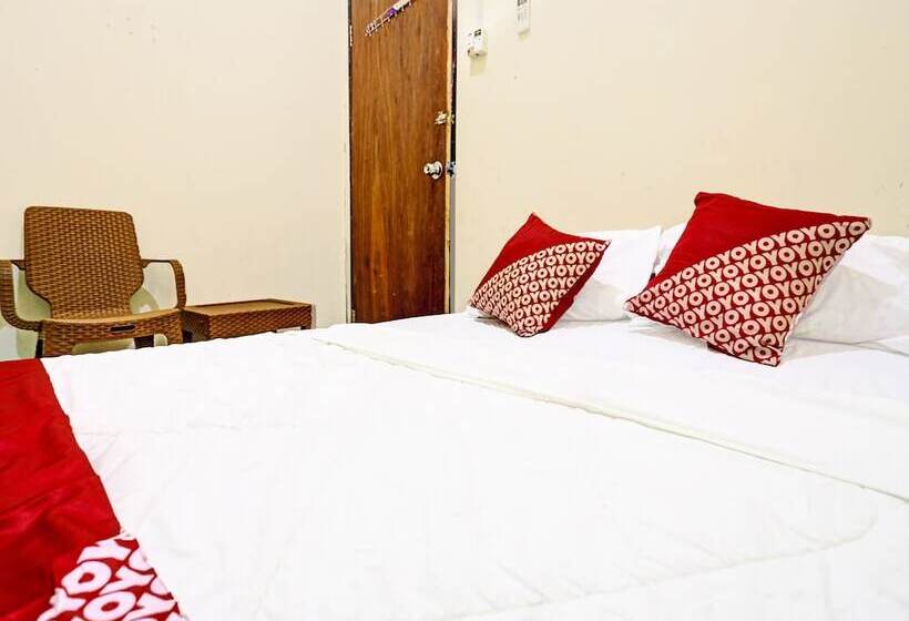 ホテル Spot On 91267 Sar Inn