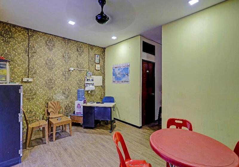فندق Spot On 91267 Sar Inn