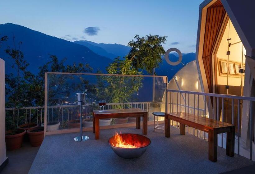 Tree Of Life Eila Art Hotel, Manali