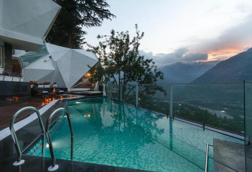 Tree Of Life Eila Art Hotel, Manali