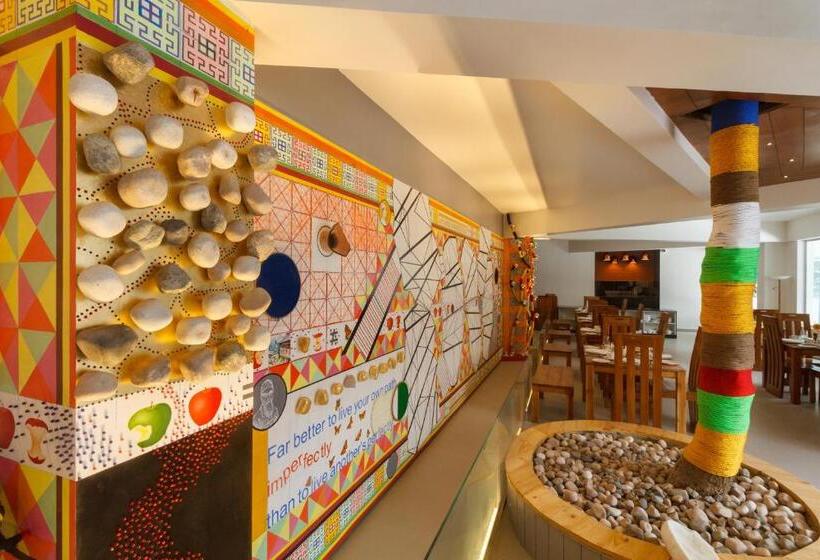 Tree Of Life Eila Art Hotel, Manali