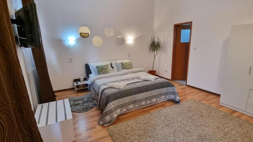 Пансион Citadels