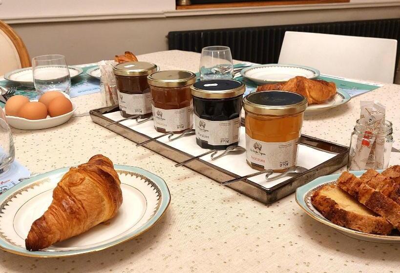 פנסיון Les Jacquemarts Normands Maison D Hôtes   Guesthouse