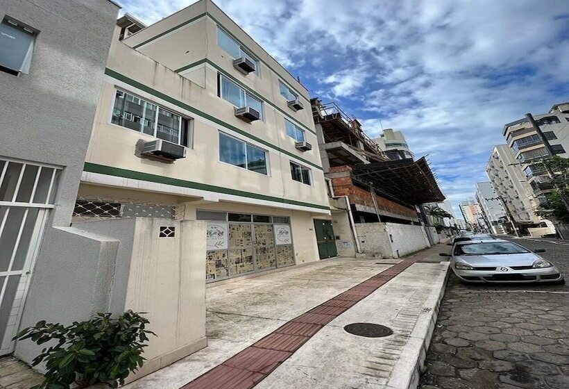 פנסיון Pousada Louise