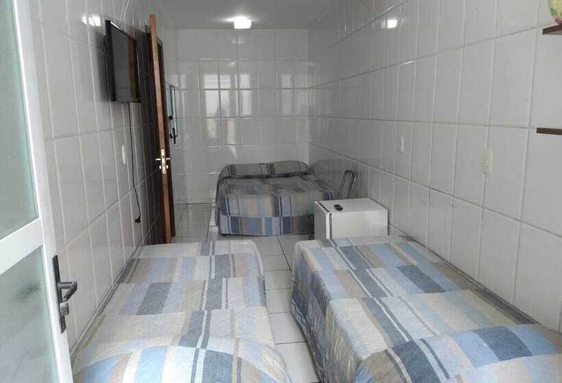 פנסיון Pousada Louise