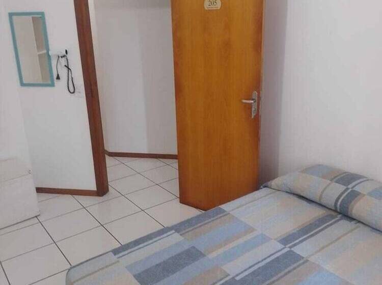 פנסיון Pousada Louise