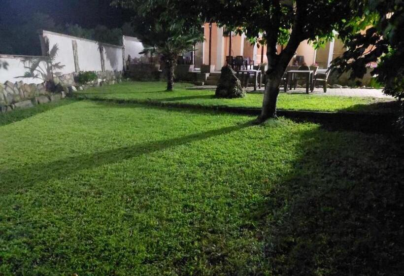 پانسیون Shale Apartments And Rooms