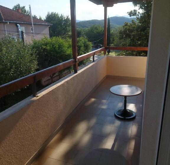 پانسیون Shale Apartments And Rooms