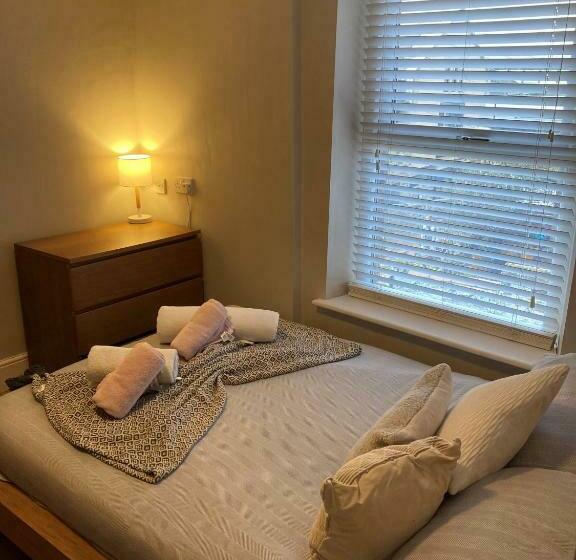 膳宿费 Bloomfield  At Stayboom