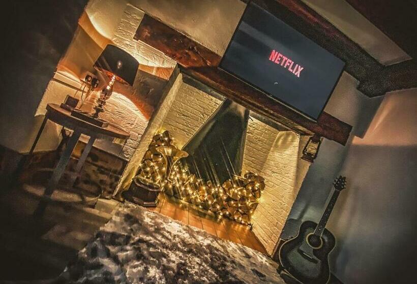 The Terrace At Riverside Suites