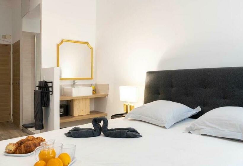 Villa Sibille   Plein Centre De Saint Tropez