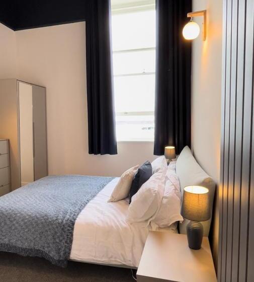 호스텔 The Cornish Bank Flats