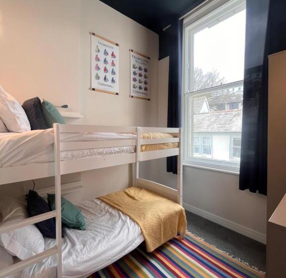 호스텔 The Cornish Bank Flats