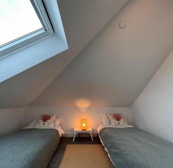 호스텔 The Cornish Bank Flats