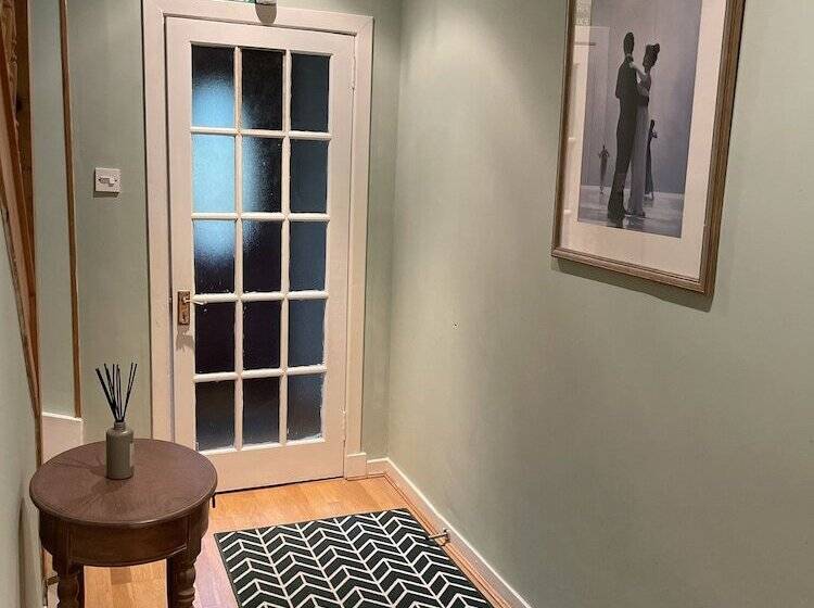 민박 City Stay Scotland