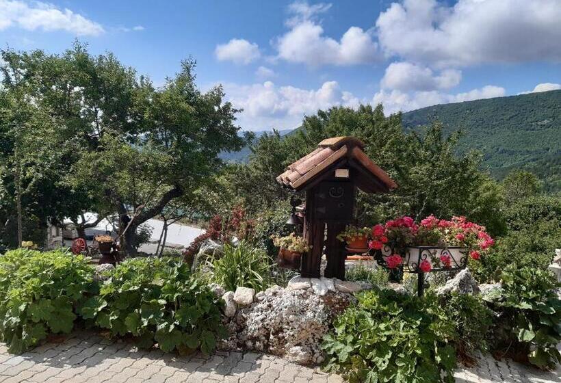 مبيت وإفطار Il Girasole