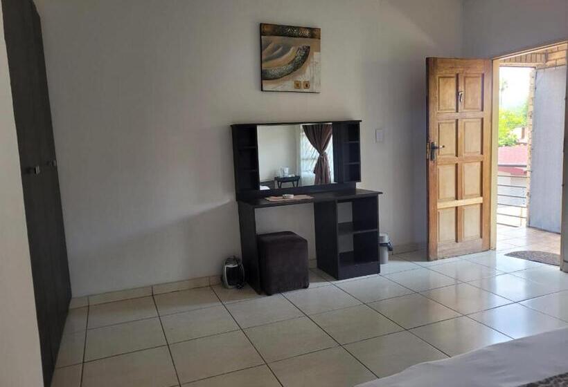 住宿加早餐 Royal Palms Guest Lodge