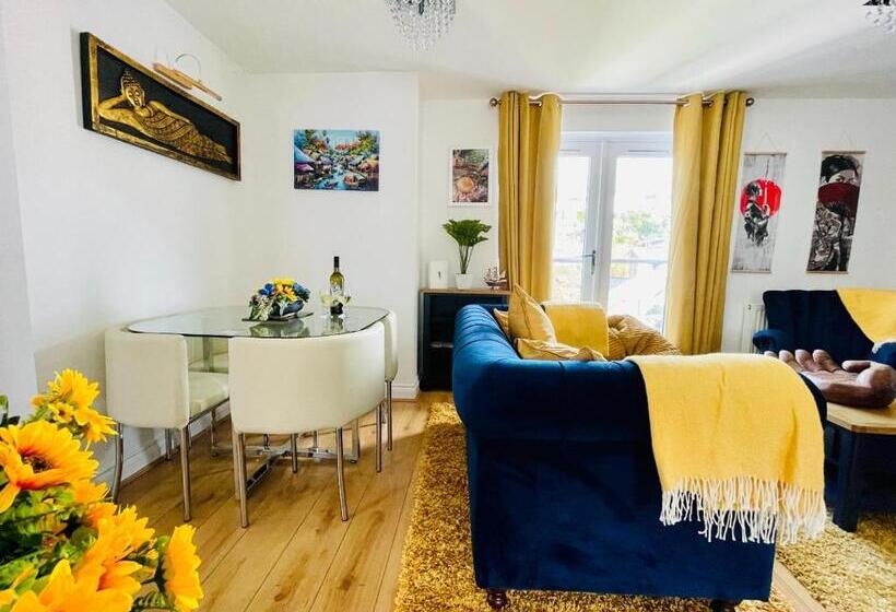 Captains Rest 2 Bedroom Apartment In The Heart Of Brixham