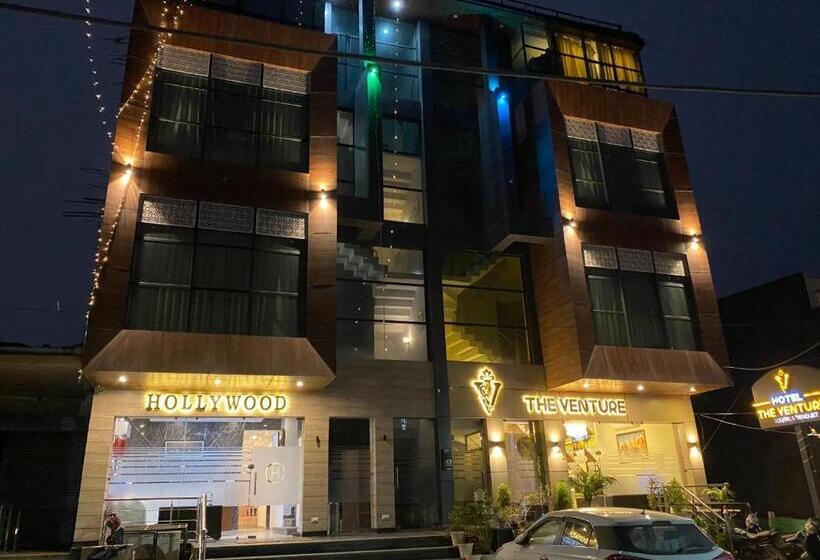 Hollywood   A Unit Of Sidham Group Of Hotels