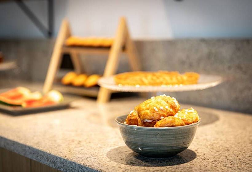 ホテル Best Western Mtreize Paris Asnieres