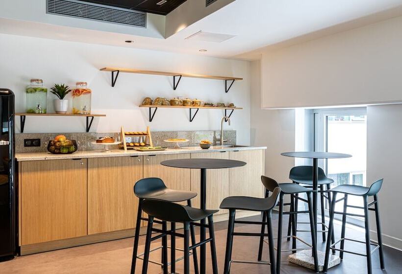 هتل Best Western Mtreize Paris Asnieres