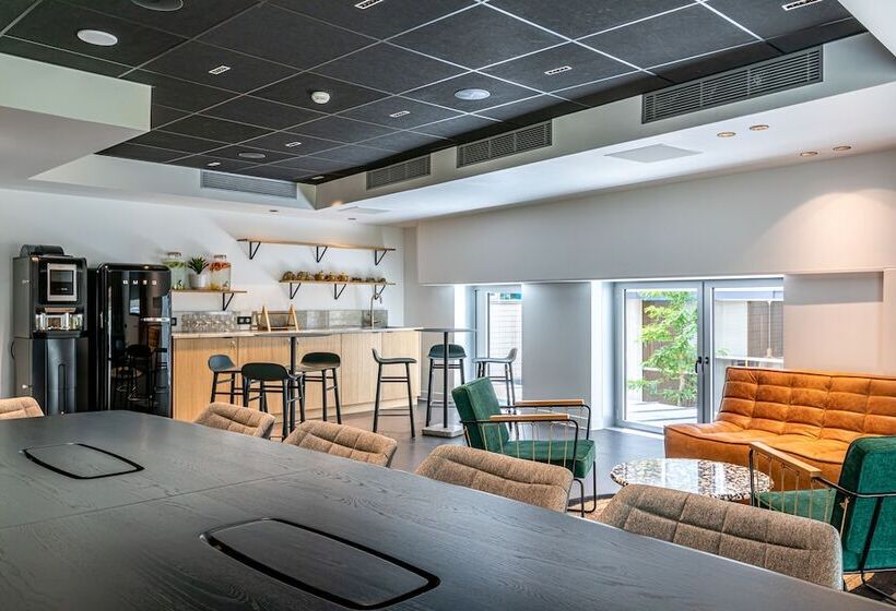 ホテル Best Western Mtreize Paris Asnieres