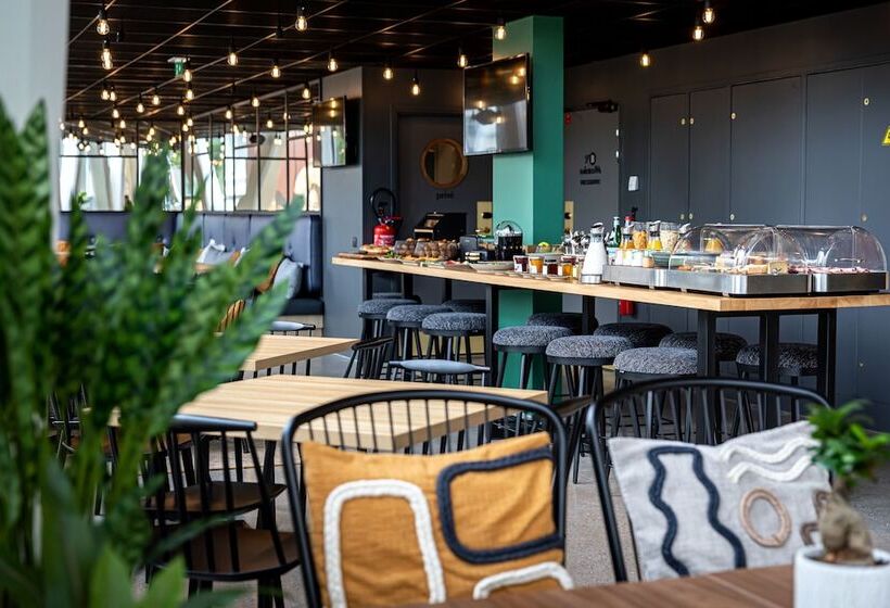 ホテル Best Western Mtreize Paris Asnieres